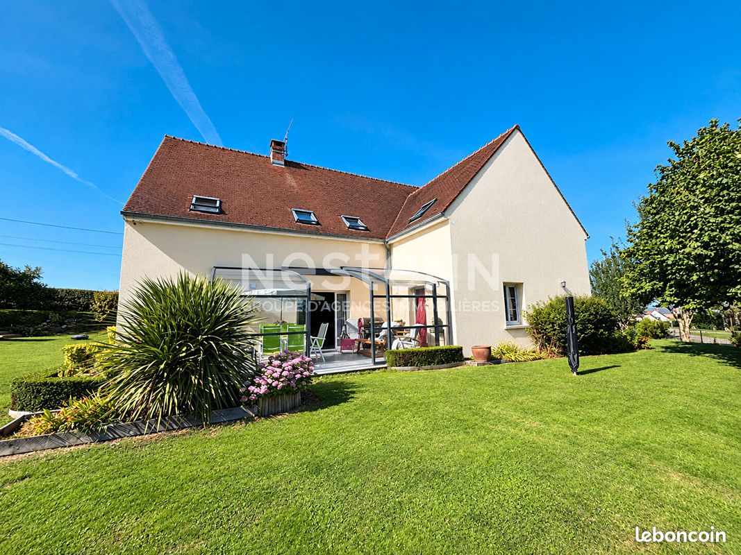 Maison 9 pièces 254 m² · à Chaumont-en-Vexin · 254 m² · 472 750 €