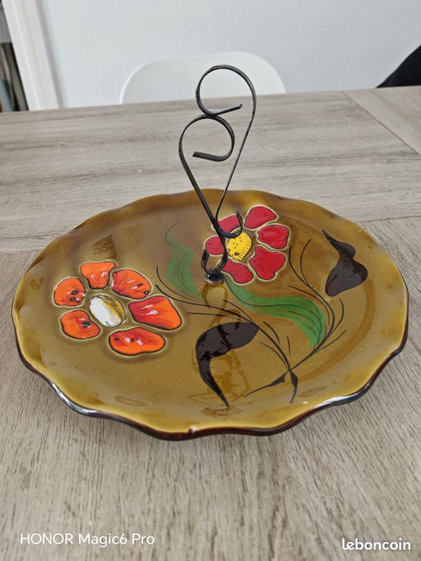 Plat de service en céramique personnalisable à Paris