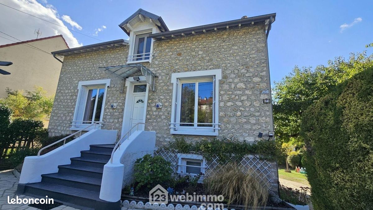 Maison 6 pièces 132 m² · à La Ferté-Alais · 132 m² · 357 000 €