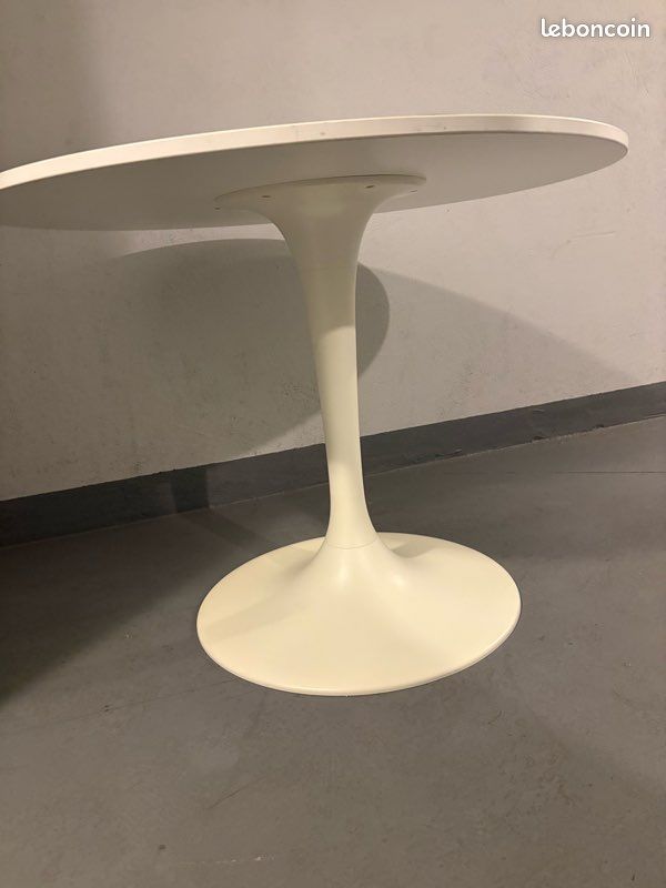 Table IKEA DOCKSTA blanche (image 3)