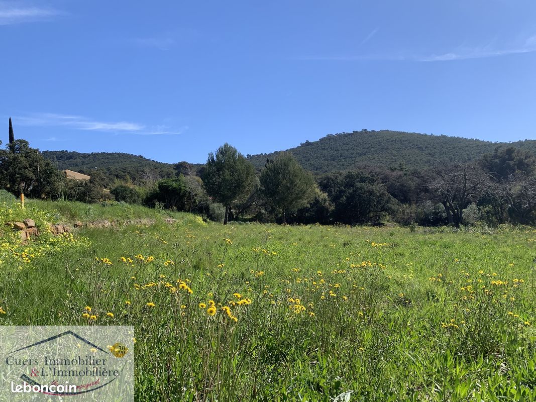 Terrain 636 m² · à Le Pradet · 636 m² · 450 000 €