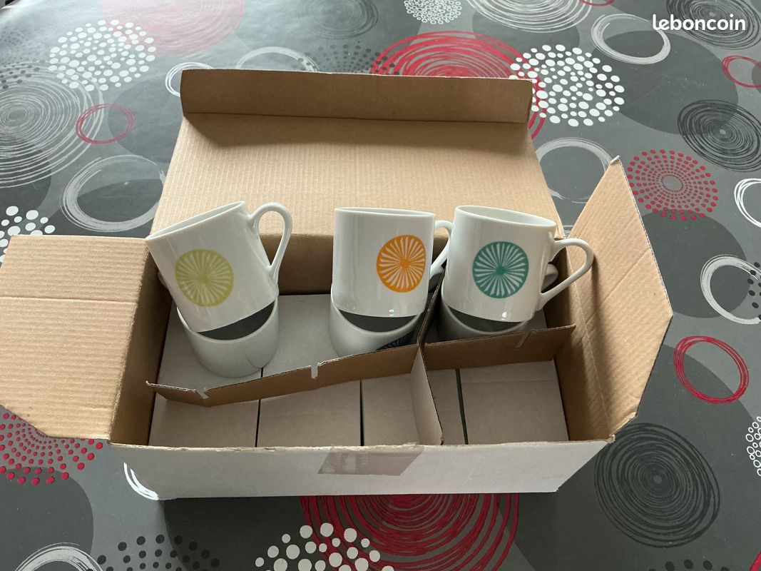 Tasse à thé ou café tupperware - Arts de la table