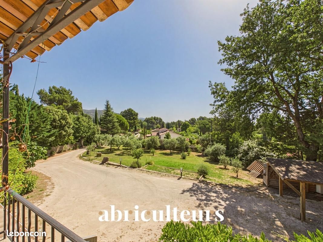 Maison 6 pièces 170 m² · à Lauris · 170 m² · 595 000 €