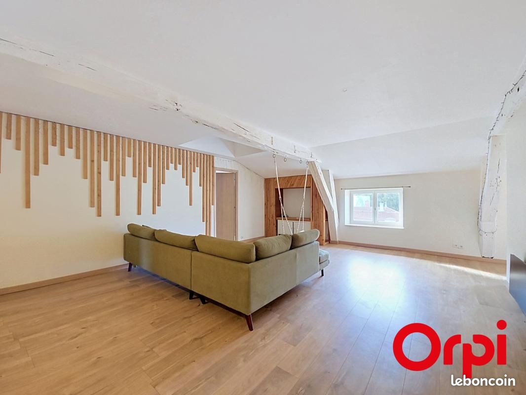 Appartement 3 pièces 121 m² · à Bourgoin-Jallieu · 121 m² · 179 500 €