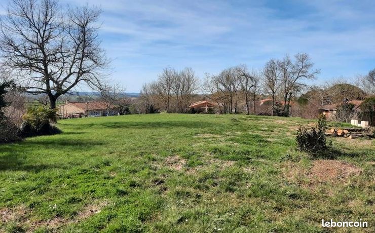 Terrain 1 000 m² Savignac Mona
