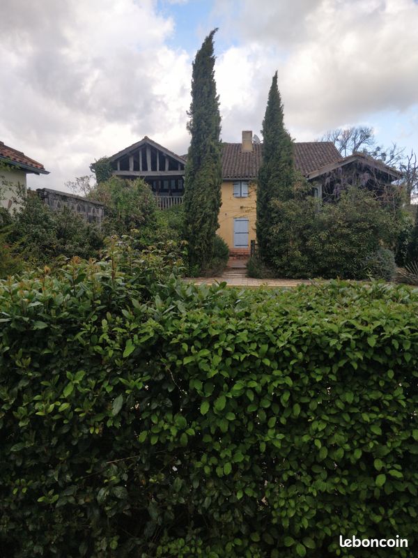 Maison 5 pièces 200 m² · à Gabarret · 200 m² · 250 000 €