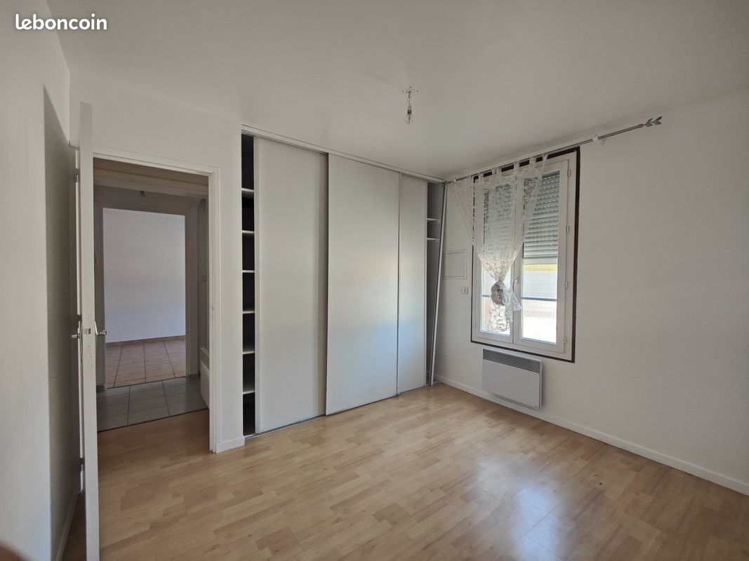 Appartement 3 pièces 42 m² · à Saint-Sulpice-la-Pointe · 42 m² · 480 €