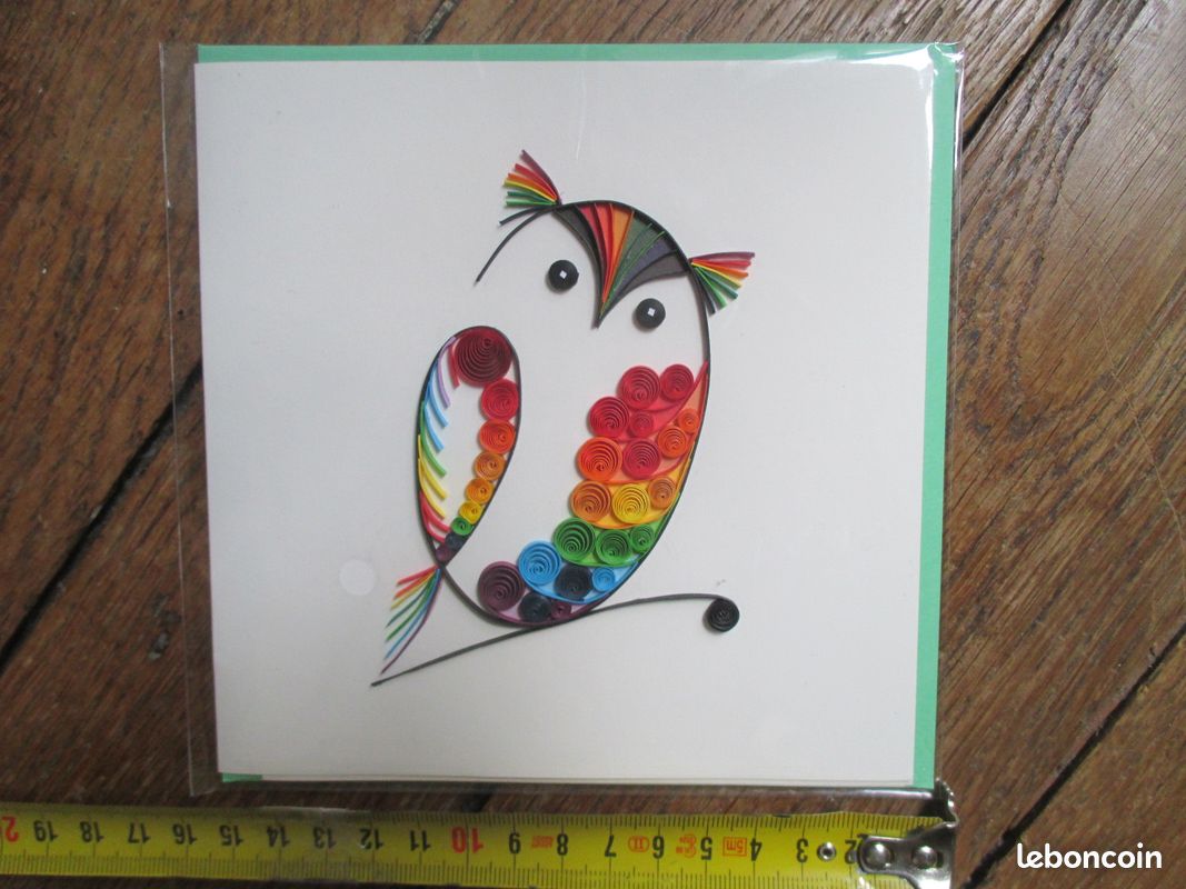 Jolie carte postale oiseau hibou - papier roulé travaillé (image 1)