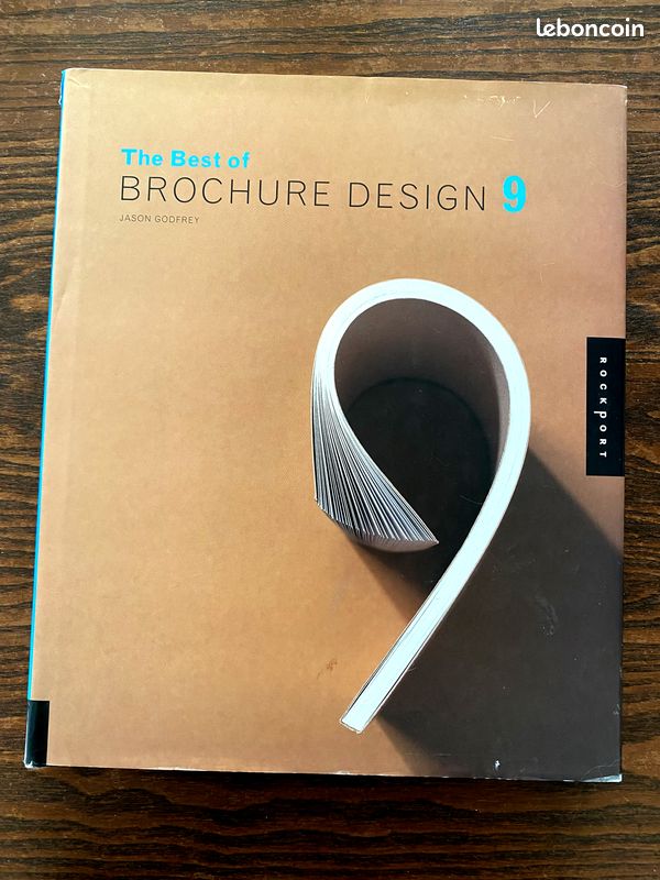 Brochure design 9 (image 1)