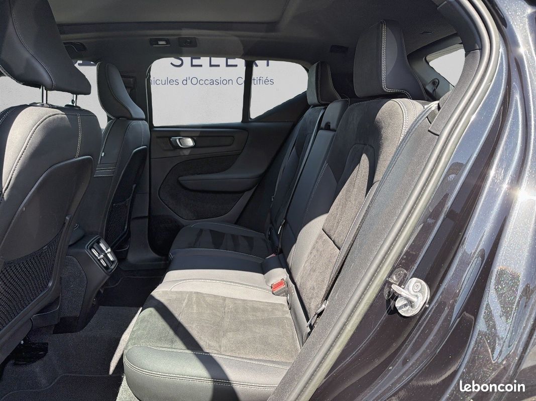 VOLVO XC40 B3 163 ch DCT7 Ultimate (image 6)
