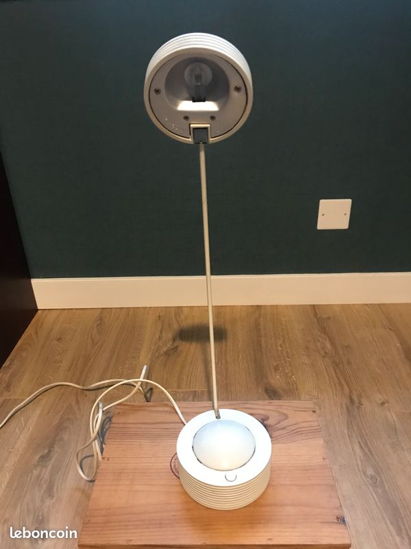Lampe de bureau (image 1)