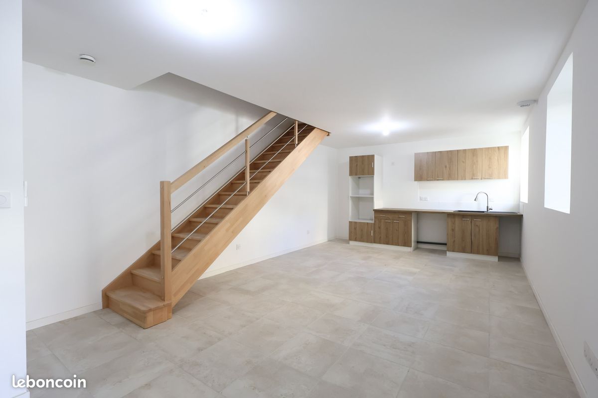 Appartement 3 pièces 70 m² · à Tournon-sur-Rhône · 70 m² · 159 000 €