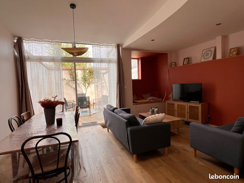 Maison 6 pièces 140 m² · à Thouars · 140 m² · 920 €/mois