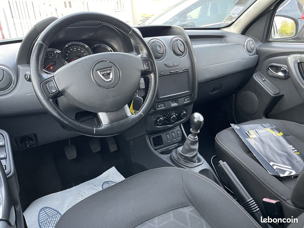 Dacia DUSTER 1.5 DCI 110CH PRESTIGE 4X2 (image 8)