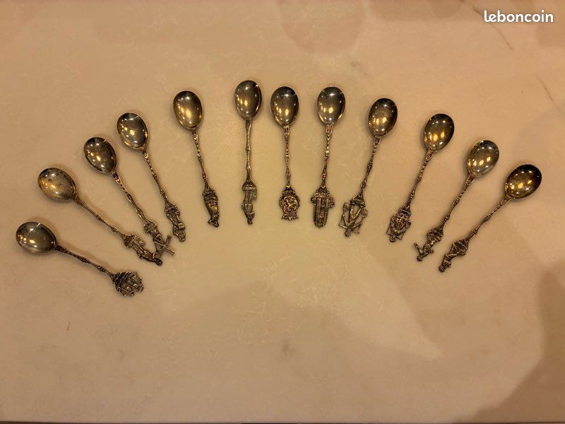 12 Petites cuillères anciennes en métal argenté - Coffret d'origine