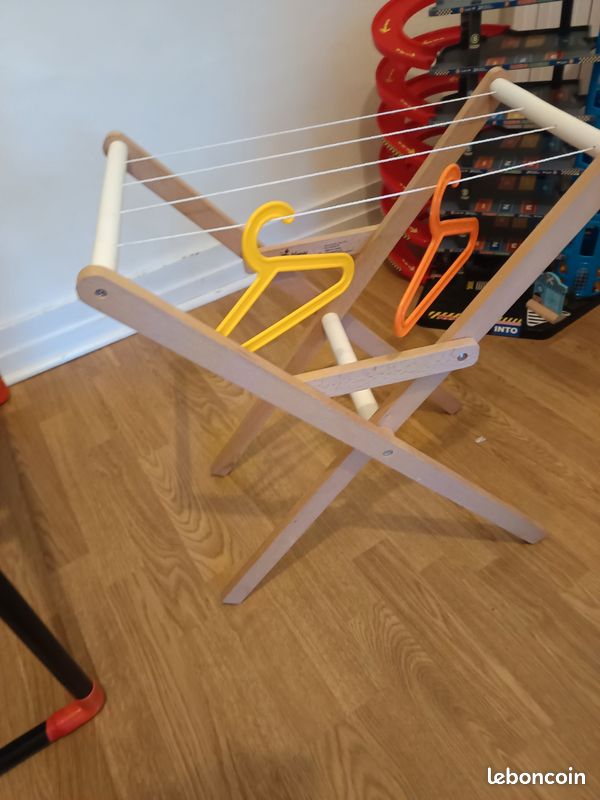 Jouet bois enfant étendoir (image 1)