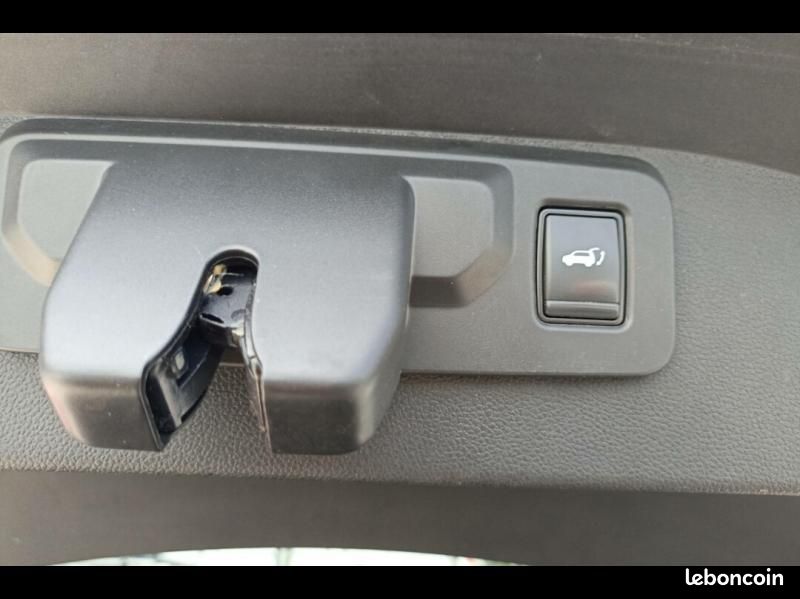 Renault Austral 1.3 TCe mild hybrid 160ch Techno esprit Alpine auto (image 19)