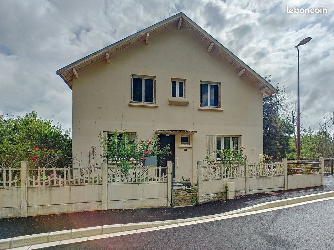 Maison 7 pièces 170 m² · à Savonnières-Devant-Bar · 170 m² · 95 000 €