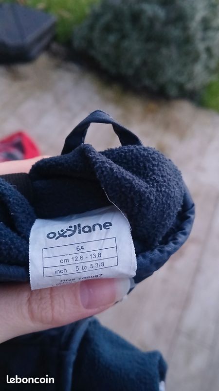 Lot combinaison de ski+4 sous pulls+ 2 paires de moufles (image 4)