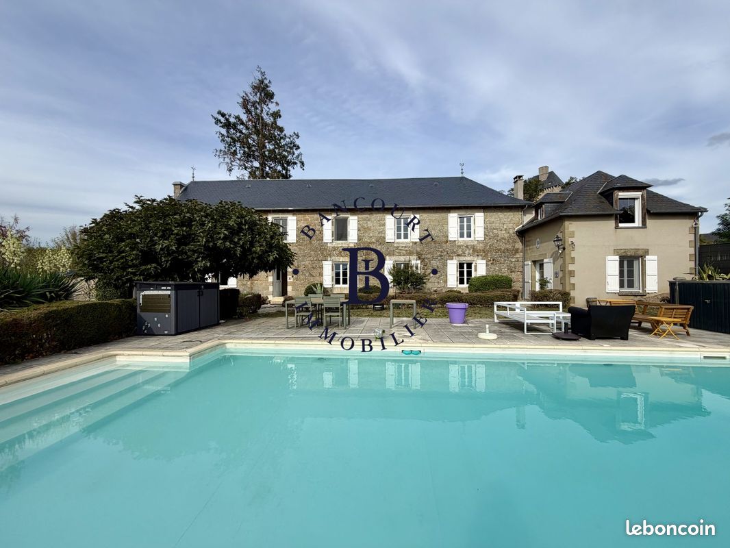 Maison 8 pièces 255 m² · à Noailles · 255 m² · 472 500 €