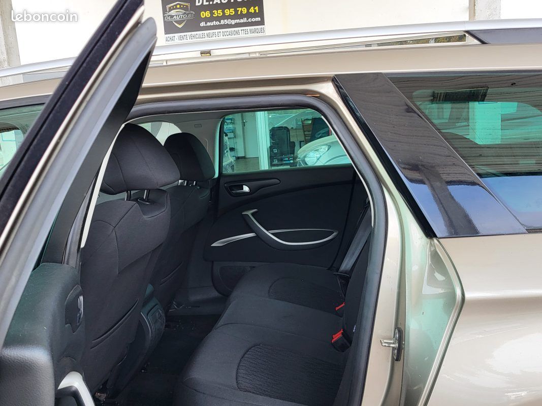 Citroën c5 iii break (rw_) 1.6 vti 120 2012 (image 12)