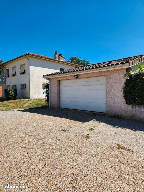 Maison 9 pièces 269 m² · à Eaunes · 269 m² · 329 000 €
