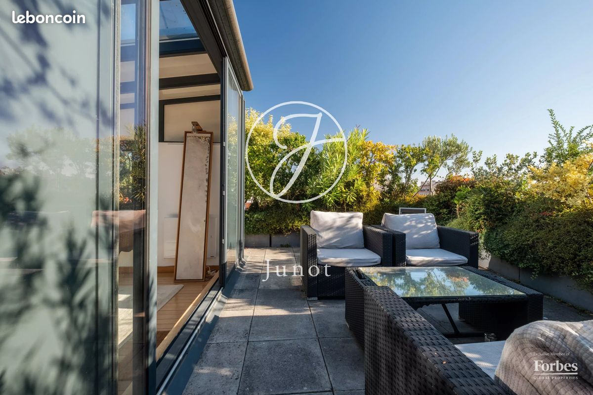 Appartement 6 pièces 169 m² · à Montreuil · 169 m² · 1 200 000 €
