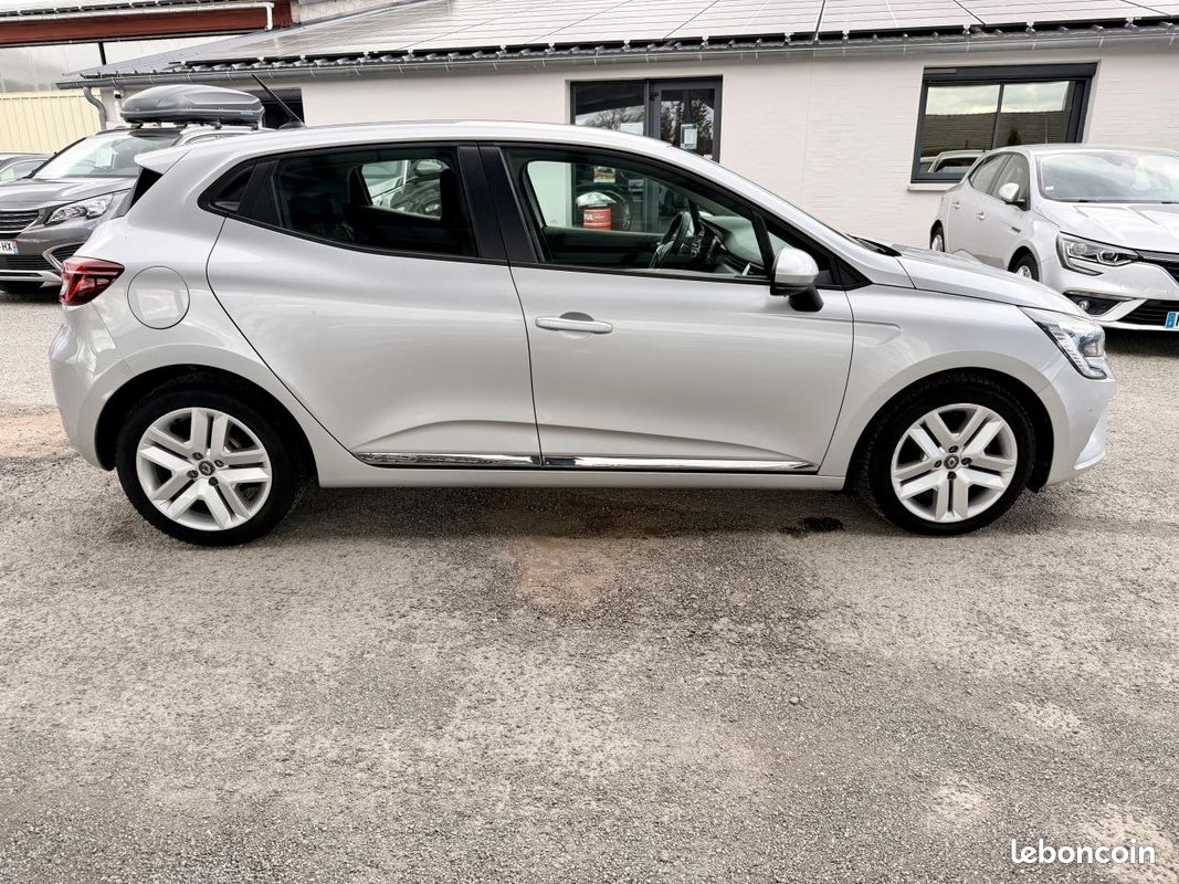 RENAULT CLIO 1.5 Blue dCi - 85 ch - 128900 kilomètres - 1 ère main (image 6)