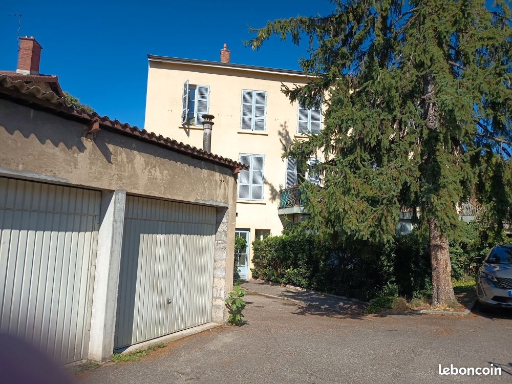 Appartement 5 pièces 93 m² · à Sainte-Foy-lès-Lyon · 93,4 m² · 1 364 €/mois