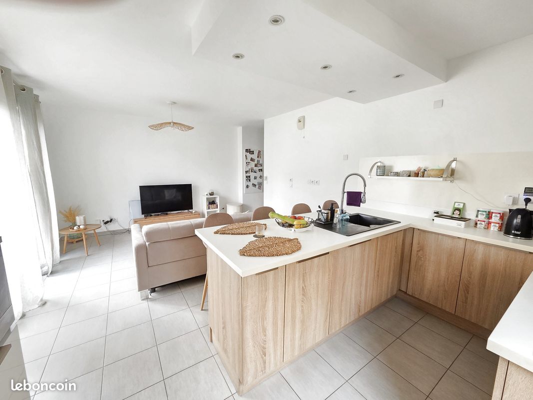 Appartement 3 pièces 60 m² · à Le Rove · 60 m² · 275 000 €