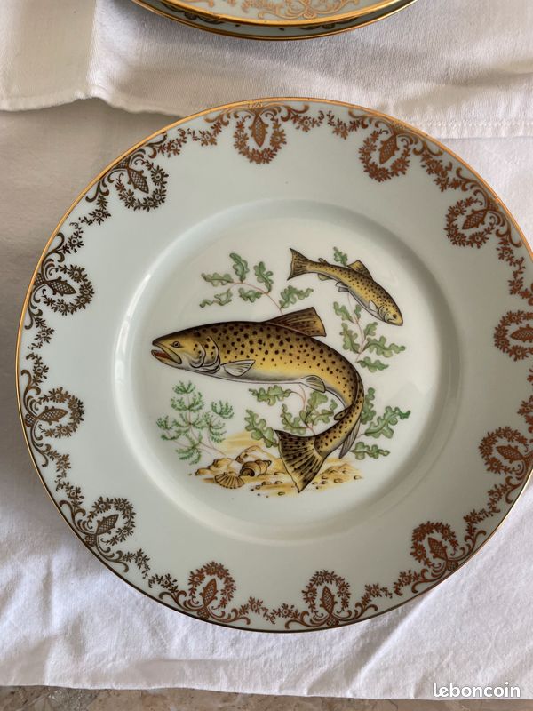 Plat à Poisson Limoges La Gazelle – Porcelaine Blanche Vintage