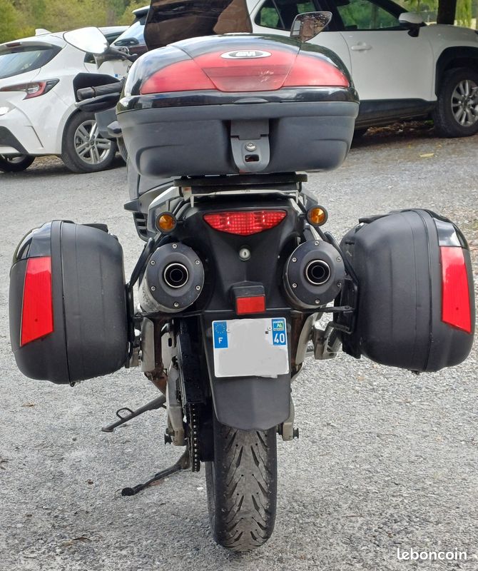 Suzuki 1000 V-Strom (image 8)