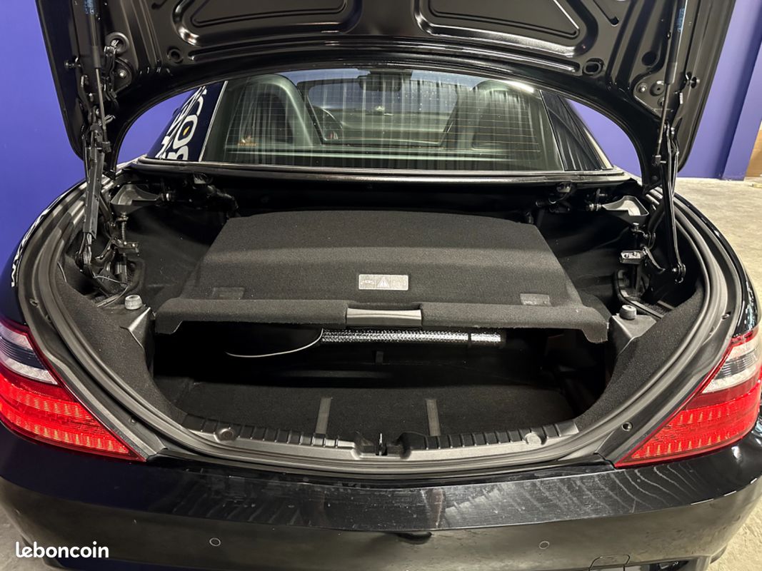 MERCEDES-BENZ Classe SLK 1.8 204ch AMG Line - Sièges chauffants et ventilés - Caméra de recul - Suivi Complet (image 11)