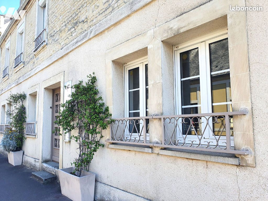 Maison 9 pièces 362 m² · à Thue Et Mue · 362 m² · 644 800 €