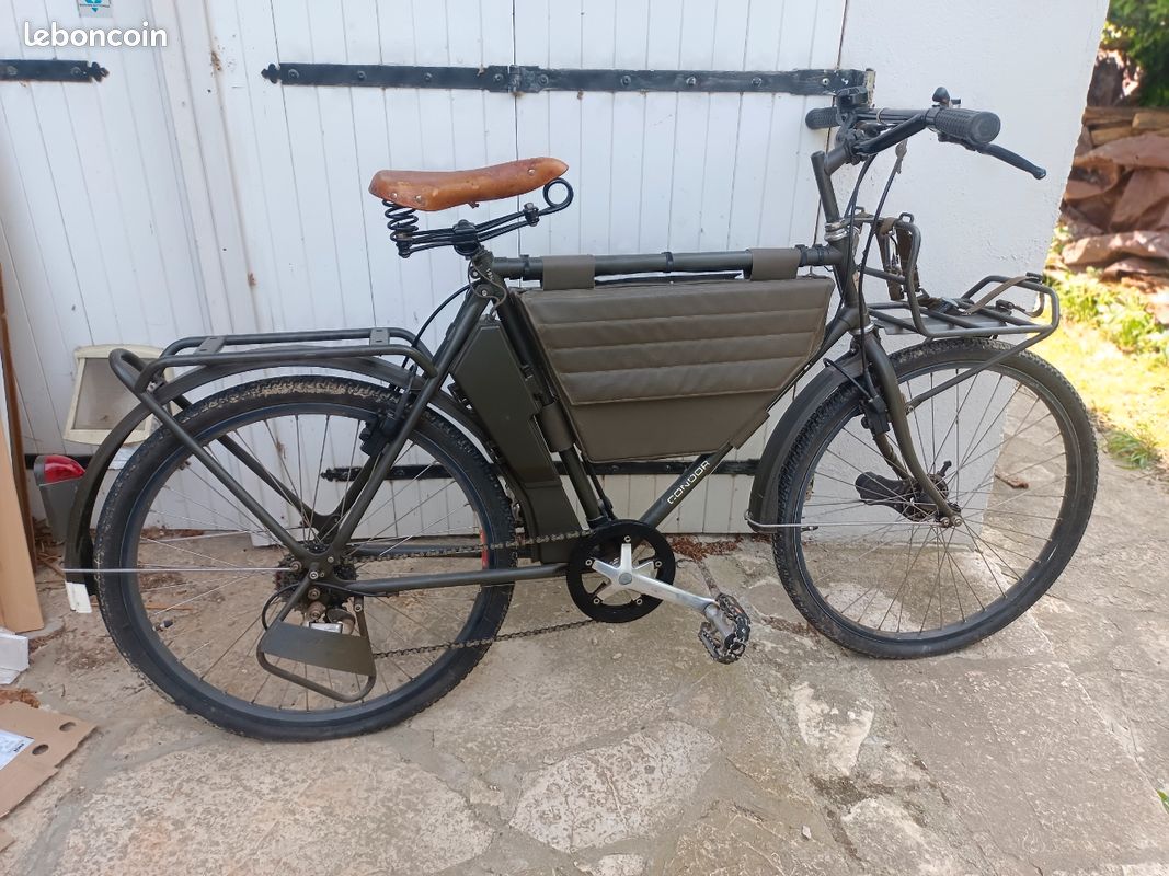 Vélo Militaire Suisse Vintage 1947 - Ancien, De Collection, équipement Armée Suisse