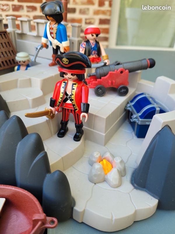 Playmobil fort pirates et prison (image 3)