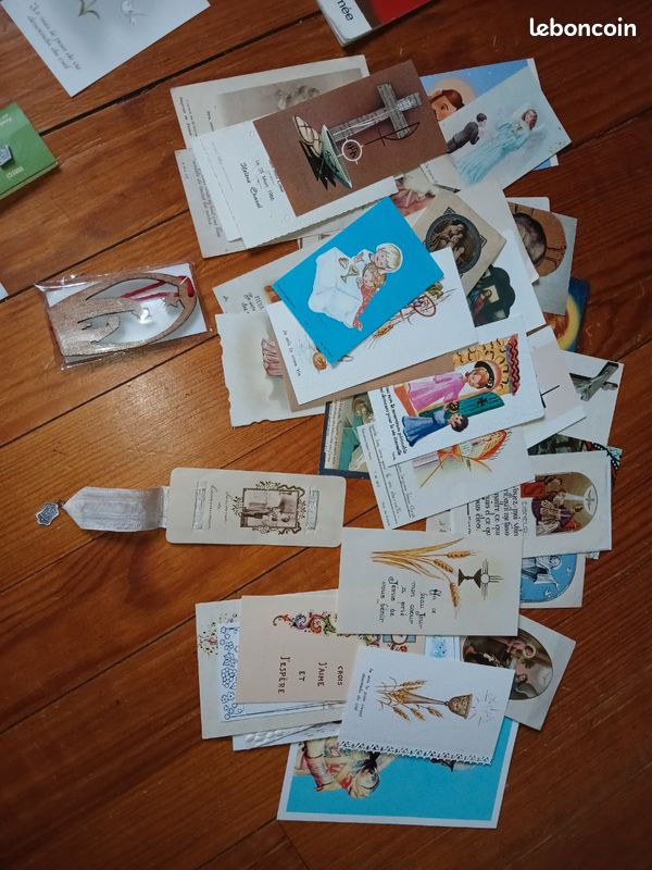 Lot articles religieux (image 3)