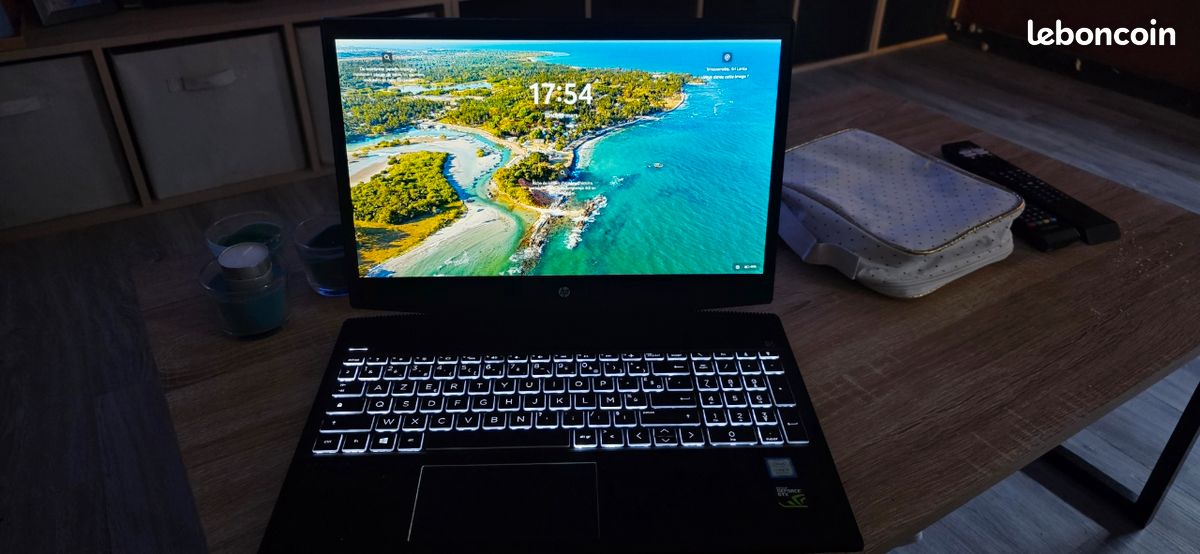 PC Portable Gamer HP Pavilion 15 – AMD Ryzen 5, RTX 3050 Ti, 16 Go RAM, SSD 512 Go