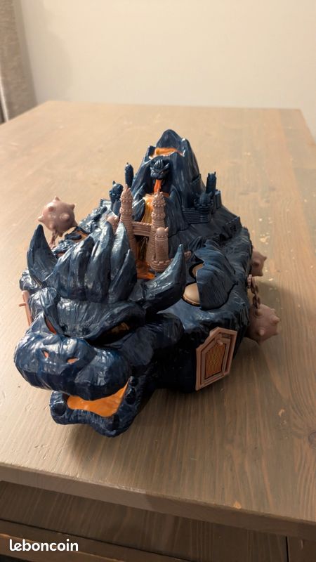 Super Mario - Château de l'île De Bowser - Jeux & Jouets