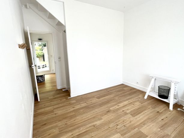Maison a vendre  - 8 pièce(s) - 170 m2 - Surfyn