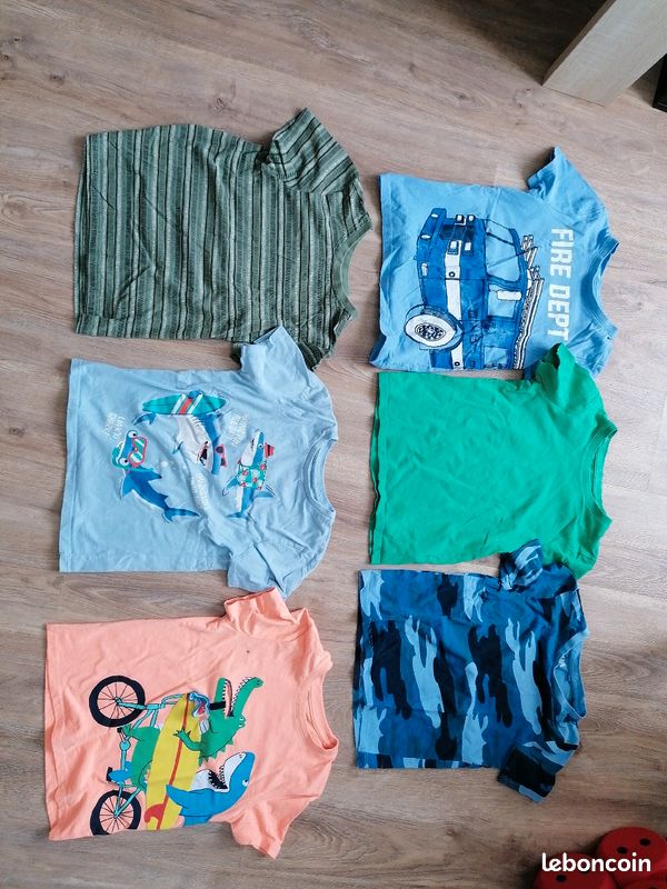 Lot Tee shirts manches courtes (image 1)