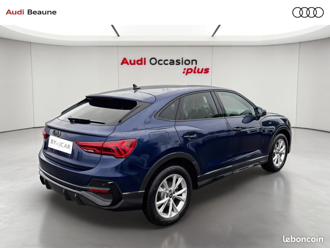 AUDI Q3 Sportback 35 TFSI 150 ch S tronic 7 S line (image 5)