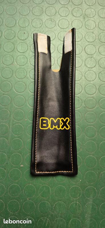 ANCIEN VINTAGE ACTION cache mousse Guidon/ Cadre / Potence BMX ( sans