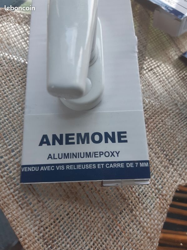 Poignées pour fenêtres neuves (image 2)