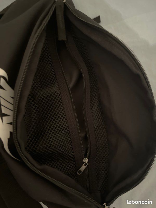 Banane Nike (image 3)