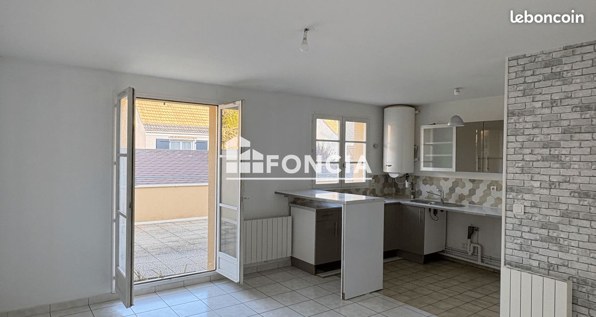 Appartement 2 pièces 42 m² · à Brie-Comte-Robert · 42 m² · 855 €/mois