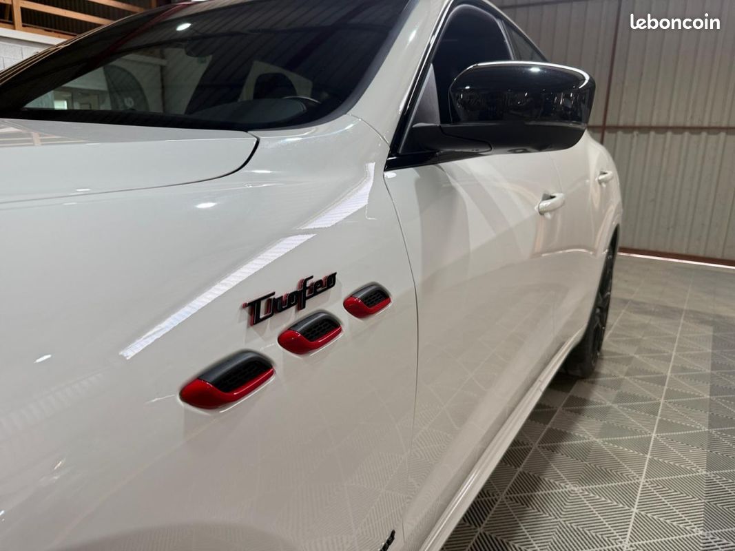 MASERATI LEVANTE 3.0i V6 S&S (Garantie 12 mois) (image 36)