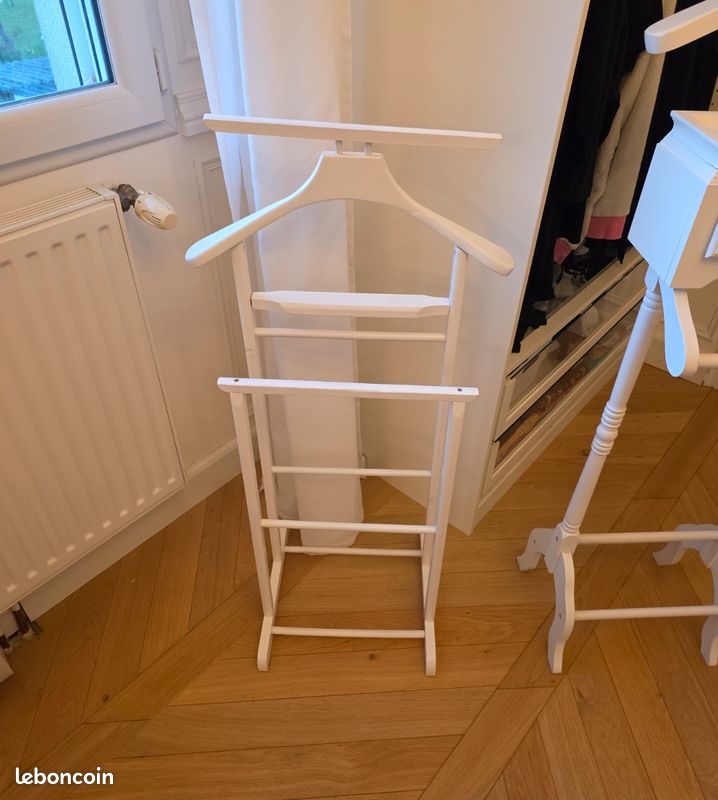 2 valets vêtement en bois blanc (image 1)