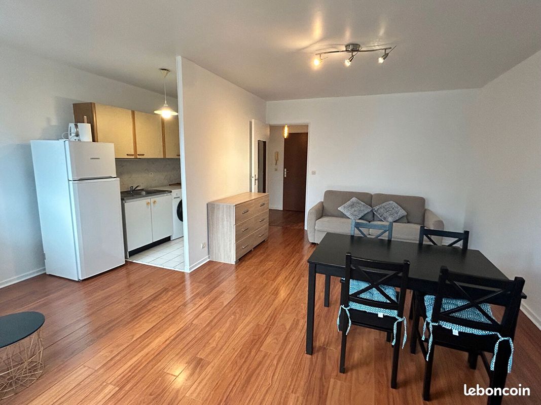 Appartement 1 pièce 35 m² · à Sainte-Geneviève-des-Bois · 35 m² · 670 €/mois