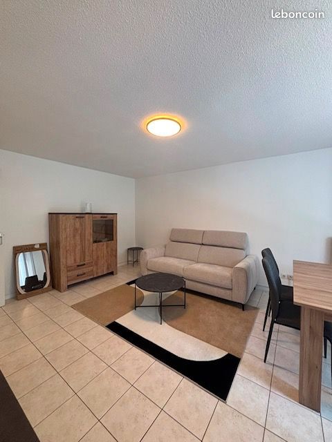 Appartement 3 pièces 63 m² · à Gex · 63 m² · 1 800 €
